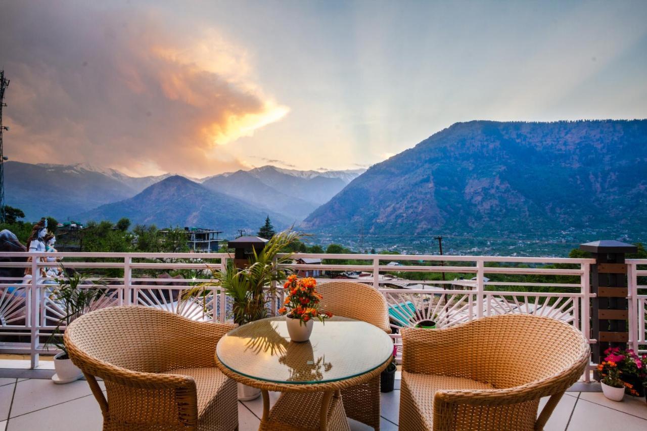 Anand Vardhan Resorts Manāli Exteriér fotografie